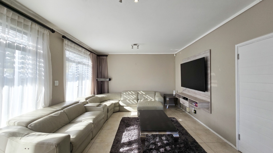 2 Bedroom Property for Sale in Nahoon Valley Park Eastern Cape